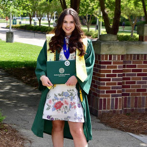 Meet your Posher, Katelyn